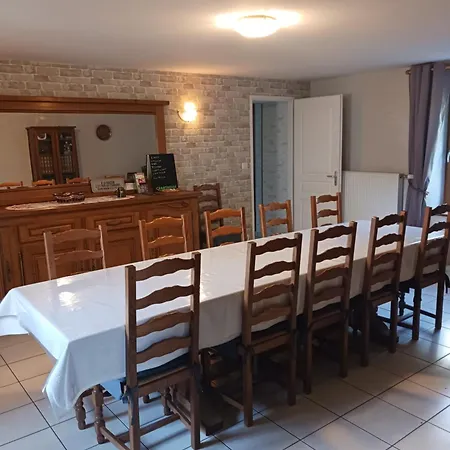 Les Accacias فندق مبيت وإفطار